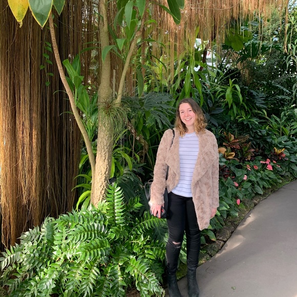 Meet your Posher, S Gene - Picture 1 of 1